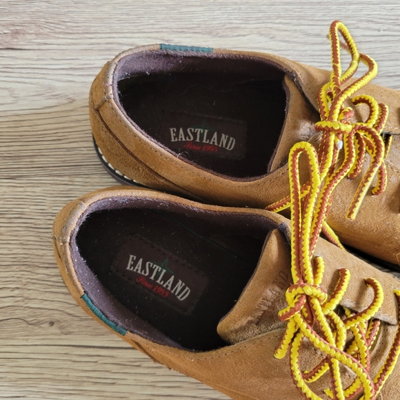 Eastland Buckaroo oxfords size 8 - Picture 3 of 5